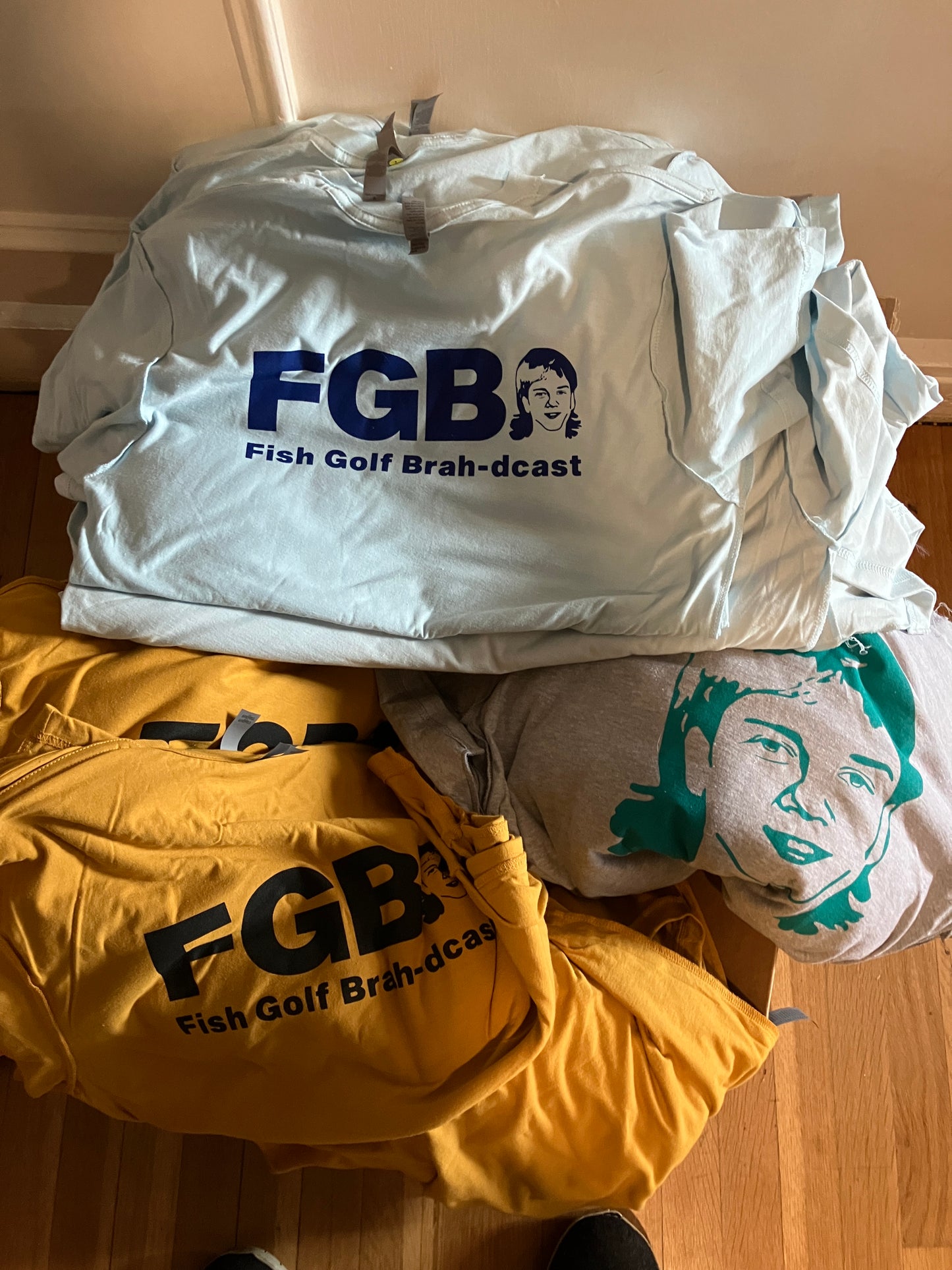 **NEW** Fish Golf Brah-dcast T-shirt